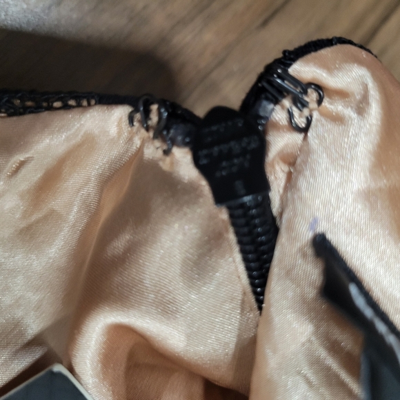 City Chic Women' Black Rare Beauty  Lace Bodice Long Sleeve Dress Size M/18 - Picture 14 of 15